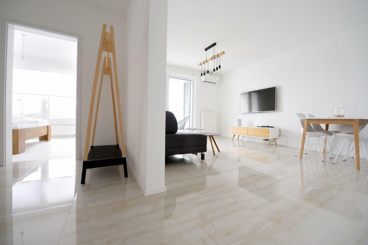 Center Aupark Apartment Piest'any Exterior foto